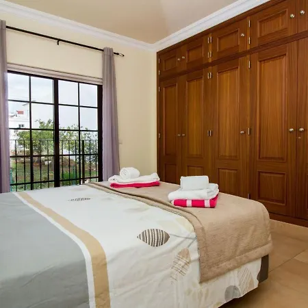 펜션 Algarve Luxury With Private Heated Pool Ii